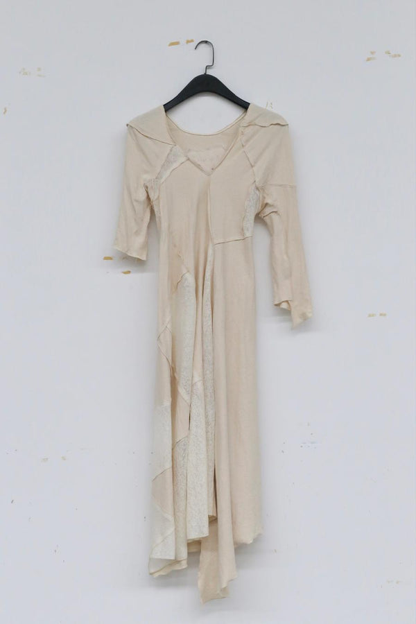 A Research of Elapsing Autumn and Winter Covered Sleeveless Dress Z-7456 Book White